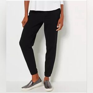 Nwot Logo Jogger jeans size 14